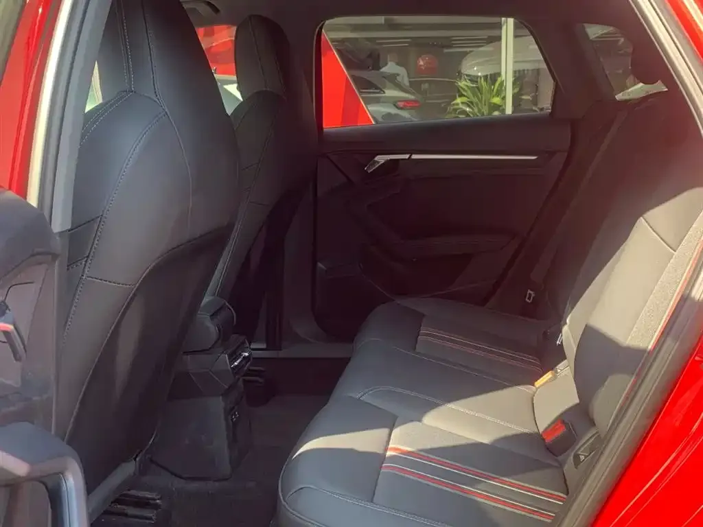 Audi A3 2022 из CN, фото 2