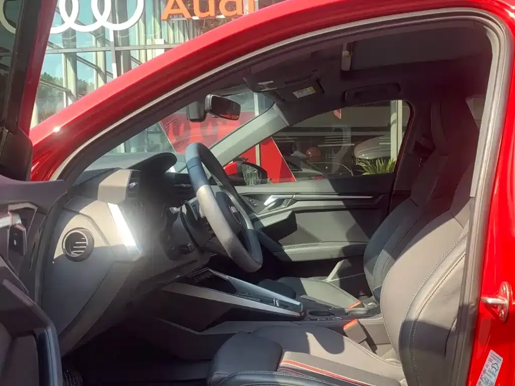 Audi A3 2022 из CN, фото 3