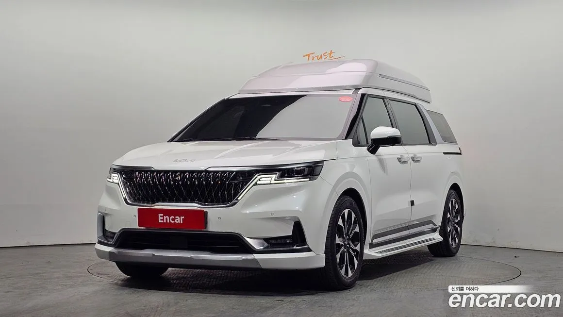 Kia Carnival — фото 1