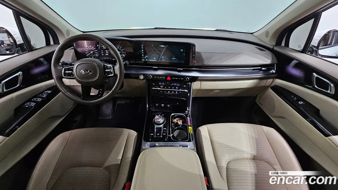 Kia Carnival — фото 10