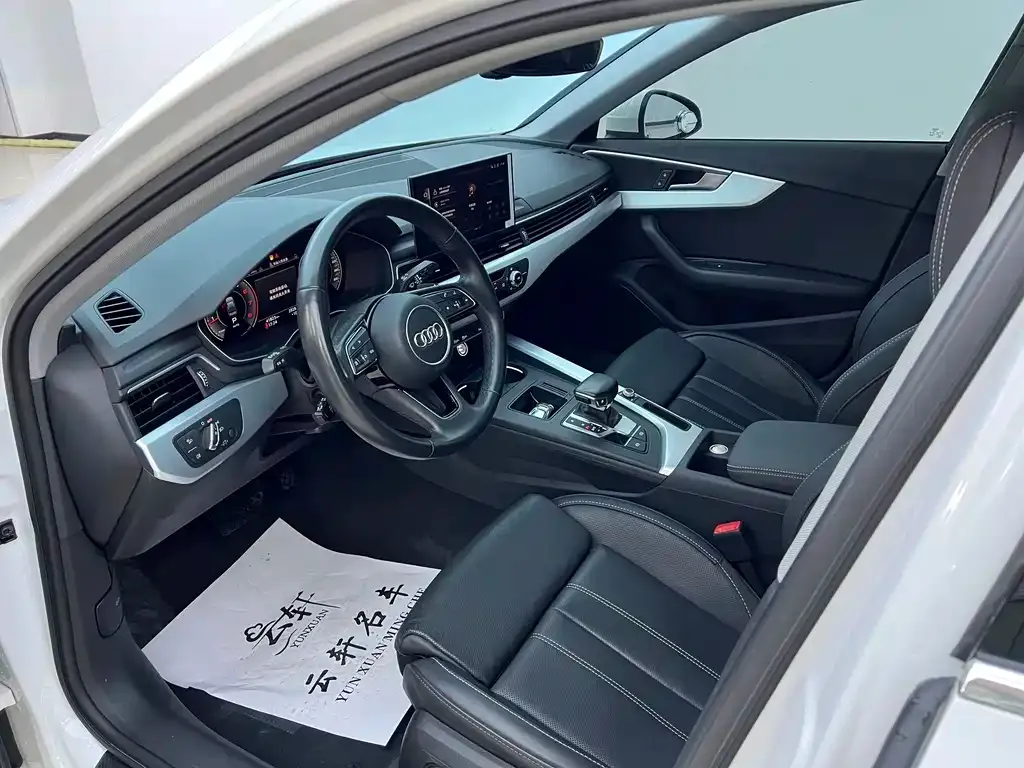 Audi A4L 2022 из CN, фото 5