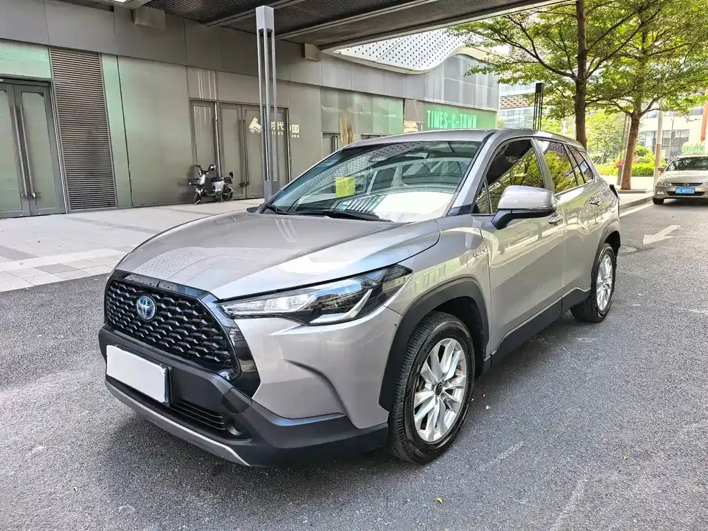 Toyota Corolla Cross 2024 из CN, фото 1