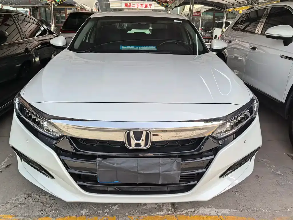 Honda Accord — фото 6