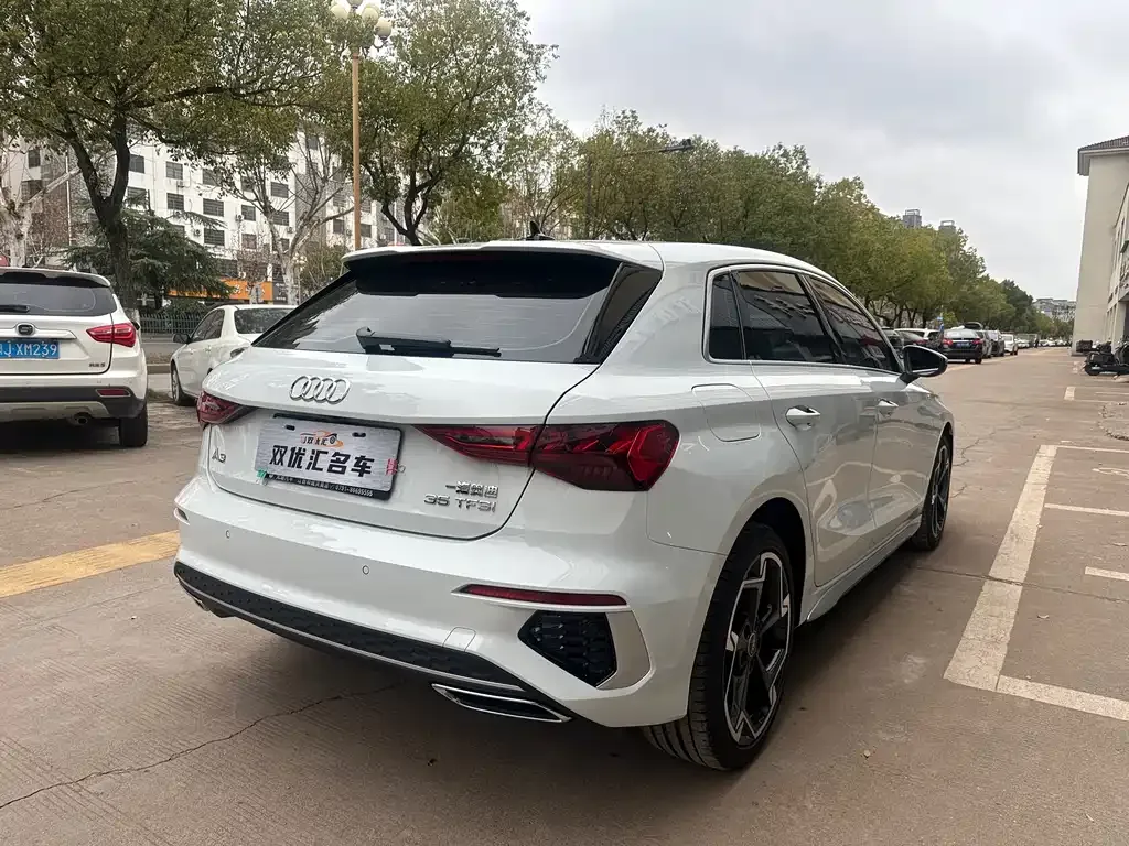 Audi A3 2024 из CN, фото 7