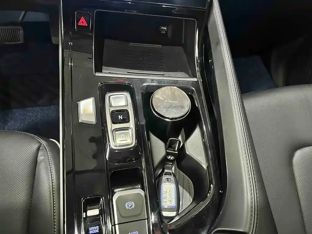 Hyundai Custo — фото 9