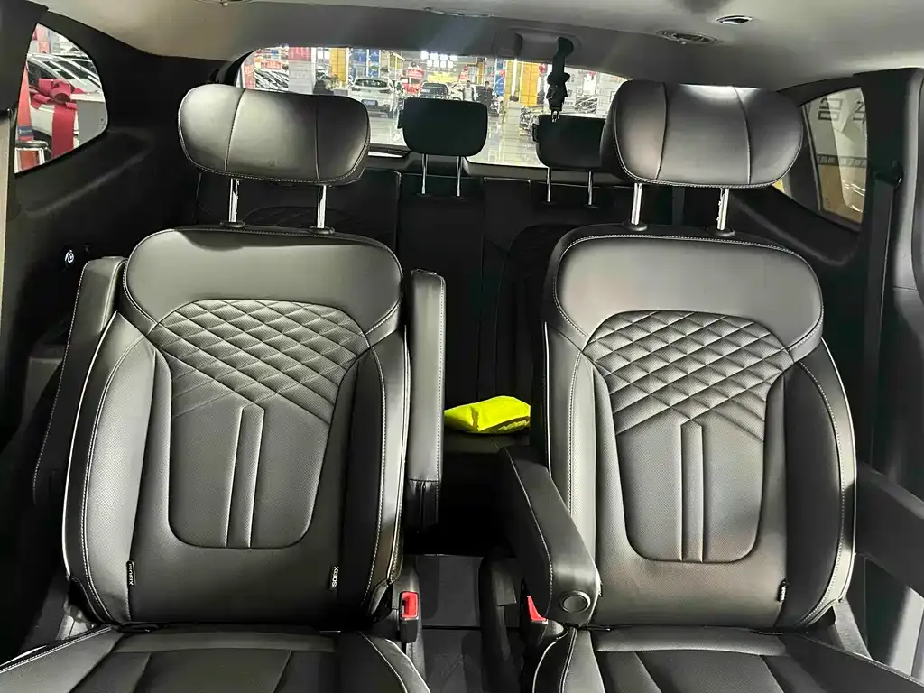 Hyundai Custo — фото 10