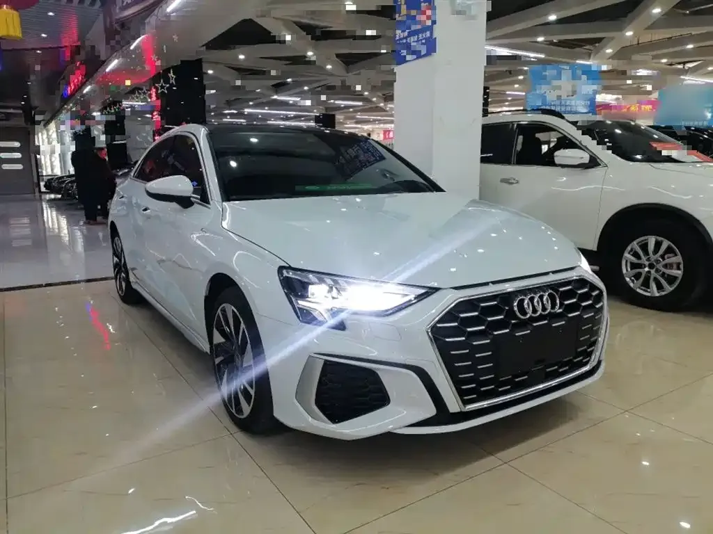 Audi A3 2023 из CN, фото 8