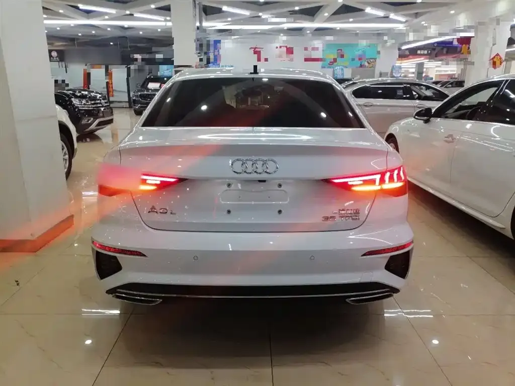 Audi A3 2023 из CN, фото 6