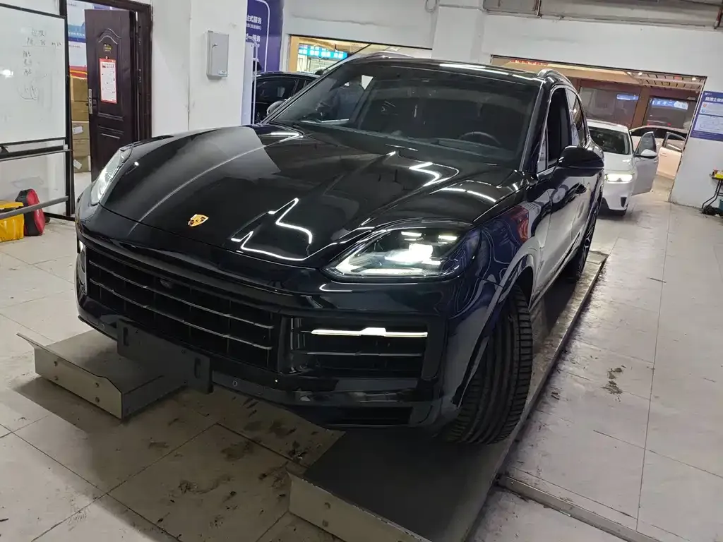 Porsche Cayenne 2024 из CN, фото 1