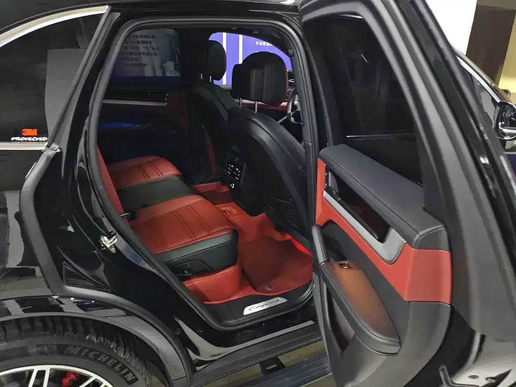 Porsche Cayenne 2024 из CN, фото 4