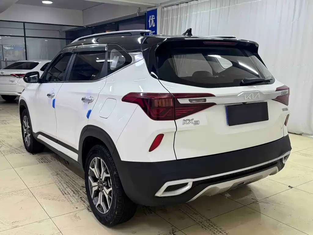Kia KX3 2022 из CN, фото 9