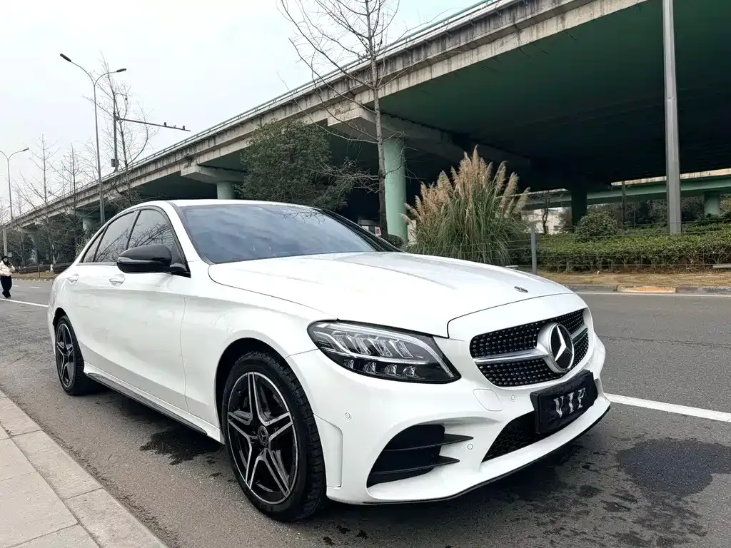 Mercedes-Benz C-Class — фото 10