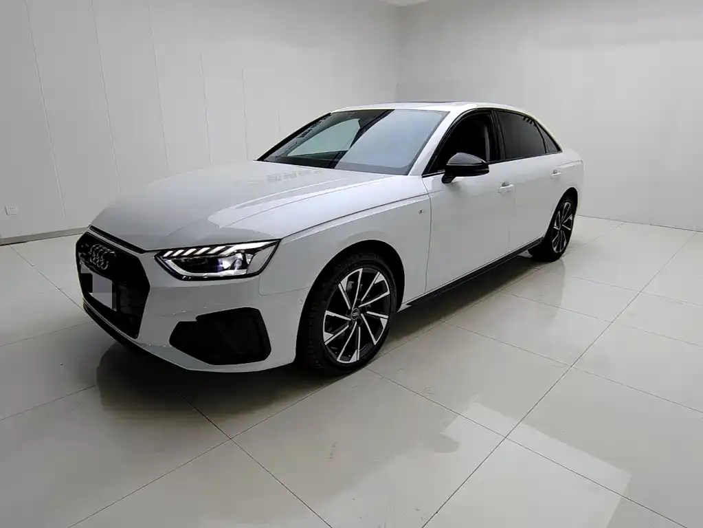 Audi A4L 2023 из CN, фото 1