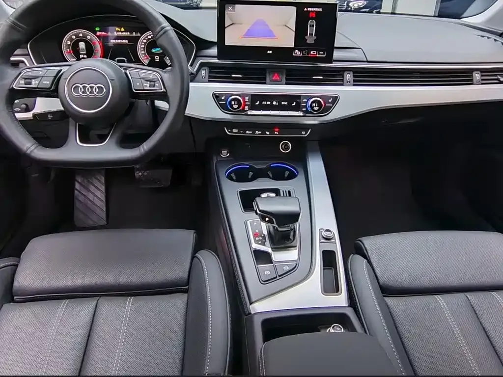Audi A4L 2023 из CN, фото 10
