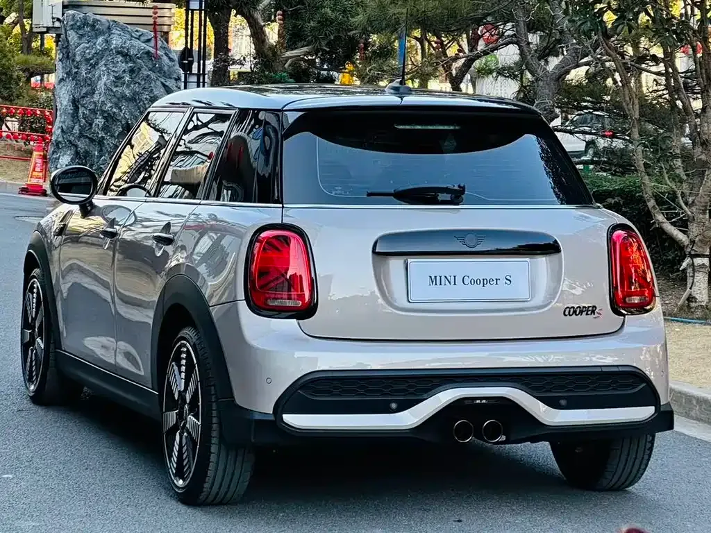 MINI Cooper (3-door) 2024 из CN, фото 4