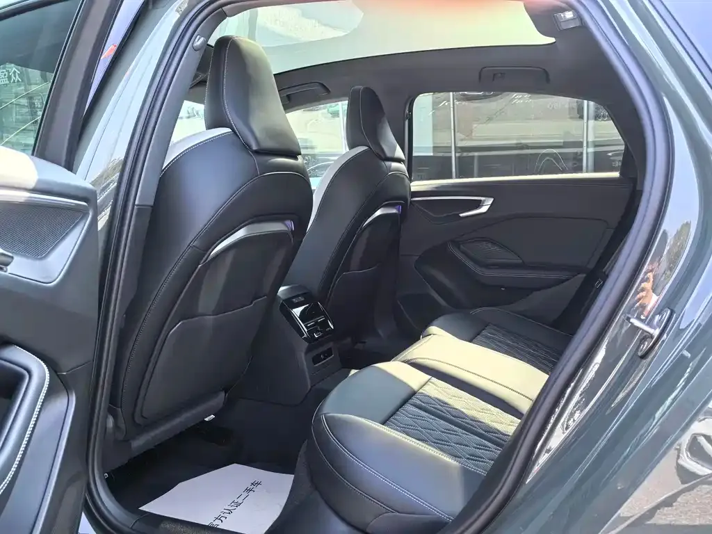 Audi A5L 2025 из CN, фото 7
