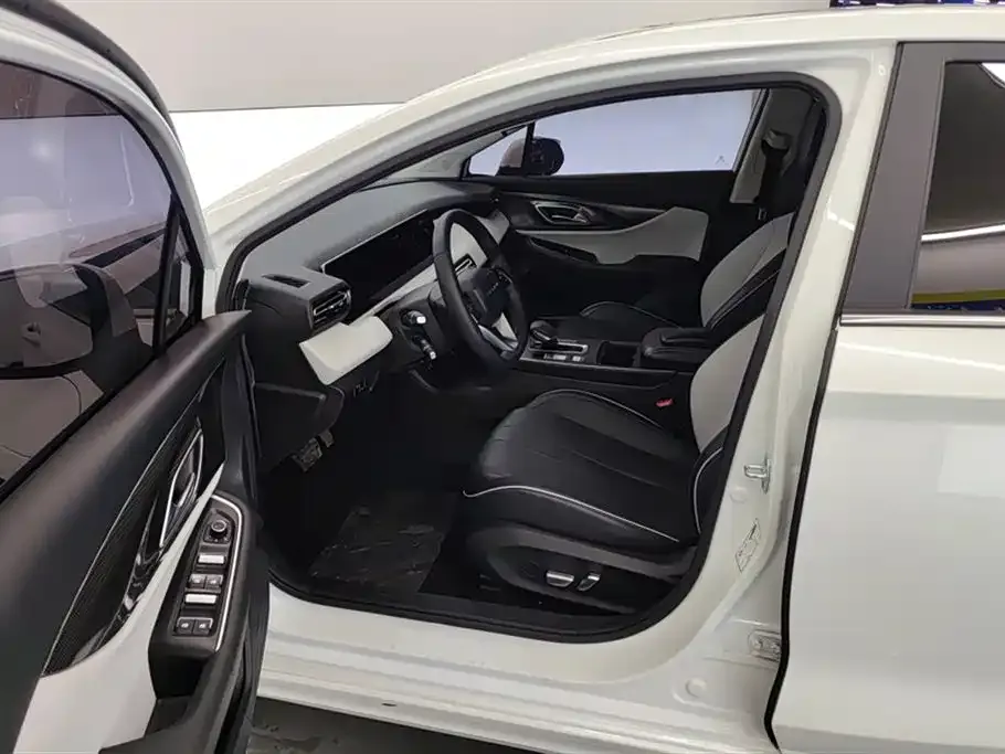 BAIC EU5 Plus 2025 из CN, фото 10