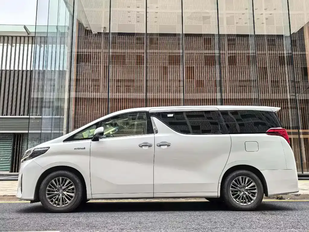 Toyota Alphard 2021 из CN, фото 5