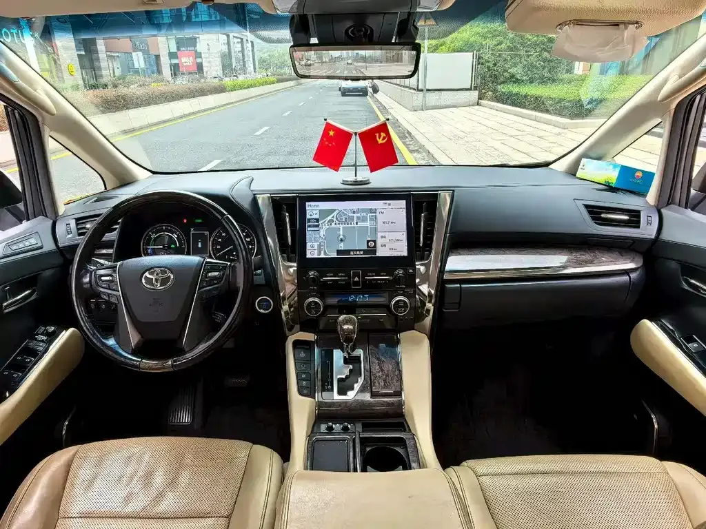 Toyota Alphard 2021 из CN, фото 8