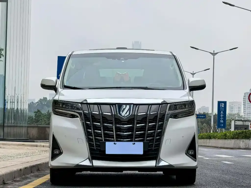 Toyota Alphard 2021 из CN, фото 2
