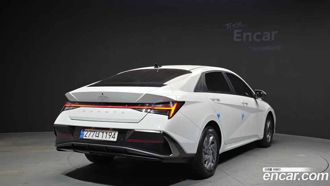 Hyundai AVANTE — фото 4