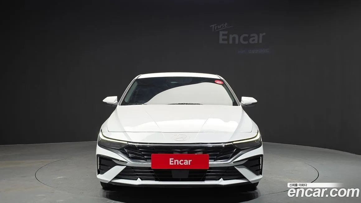 Hyundai AVANTE — фото 2