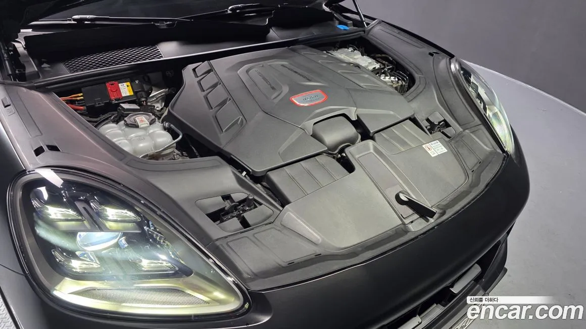 Porsche Cayenne 2023 из KR, фото 8