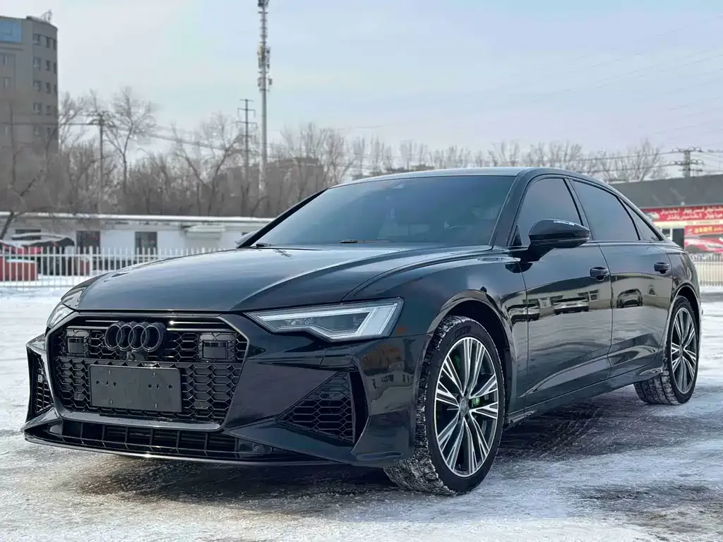 Audi A6L — фото 1