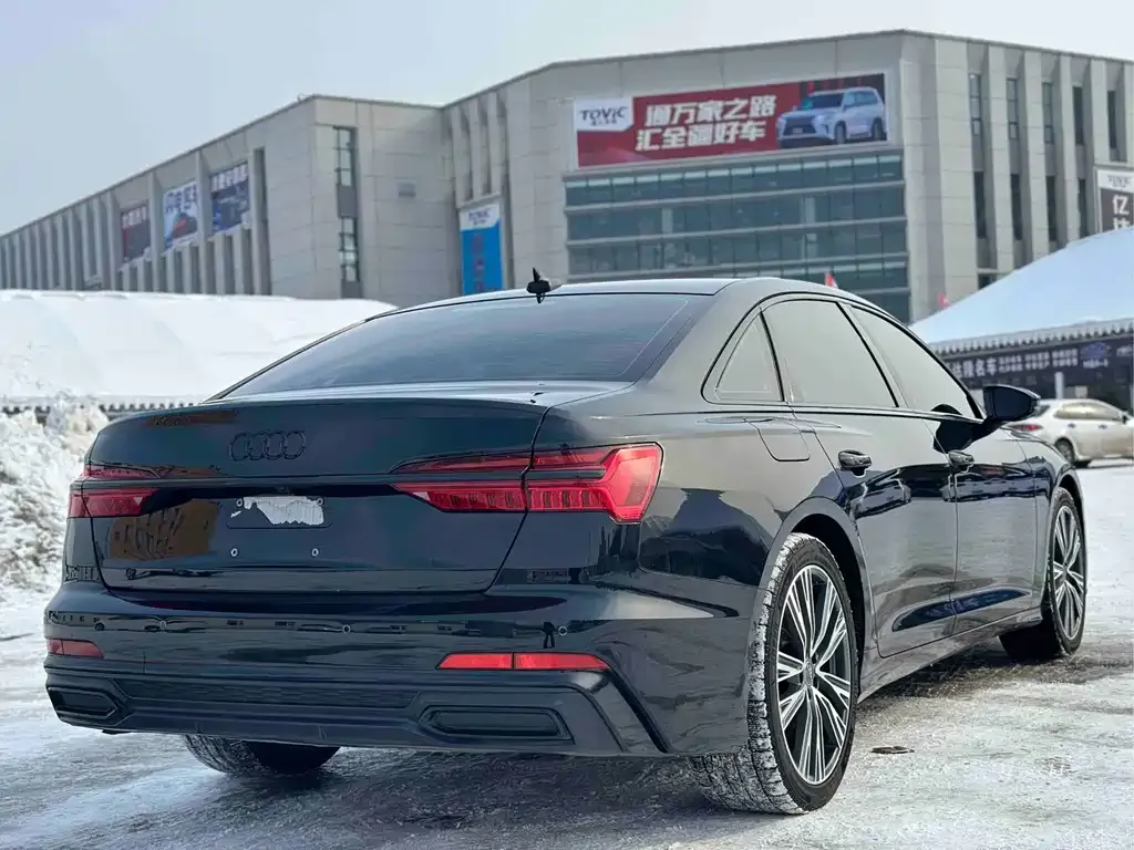 Audi A6L — фото 7