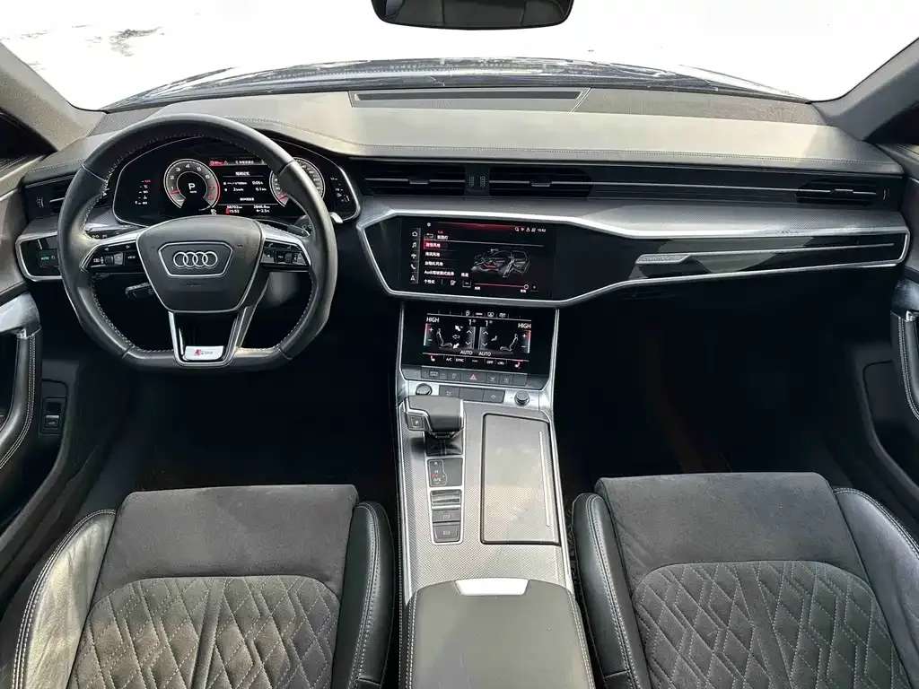 Audi A6L — фото 10