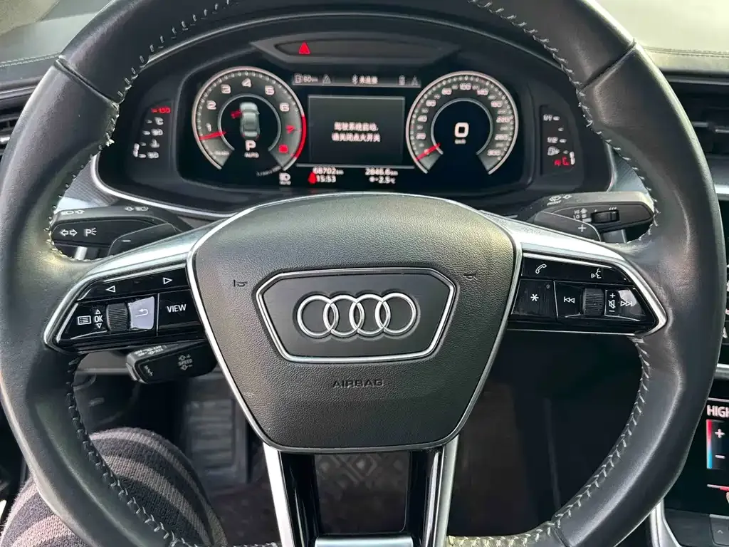 Audi A6L — фото 9