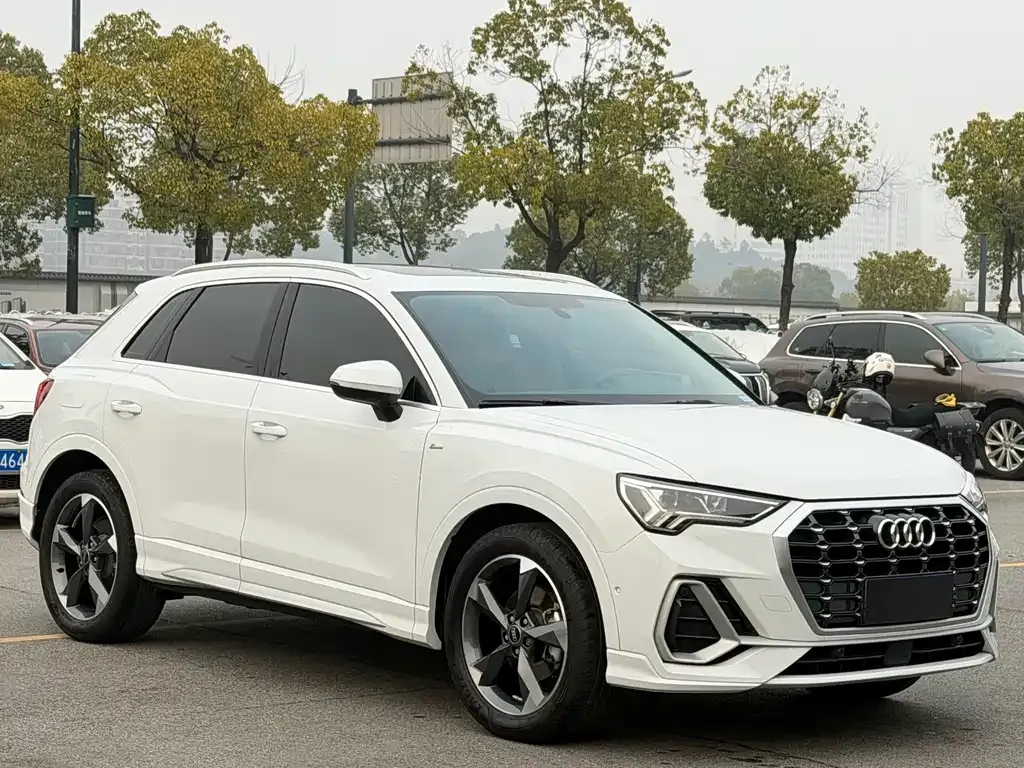 Audi Q3 2022 из CN, фото 6