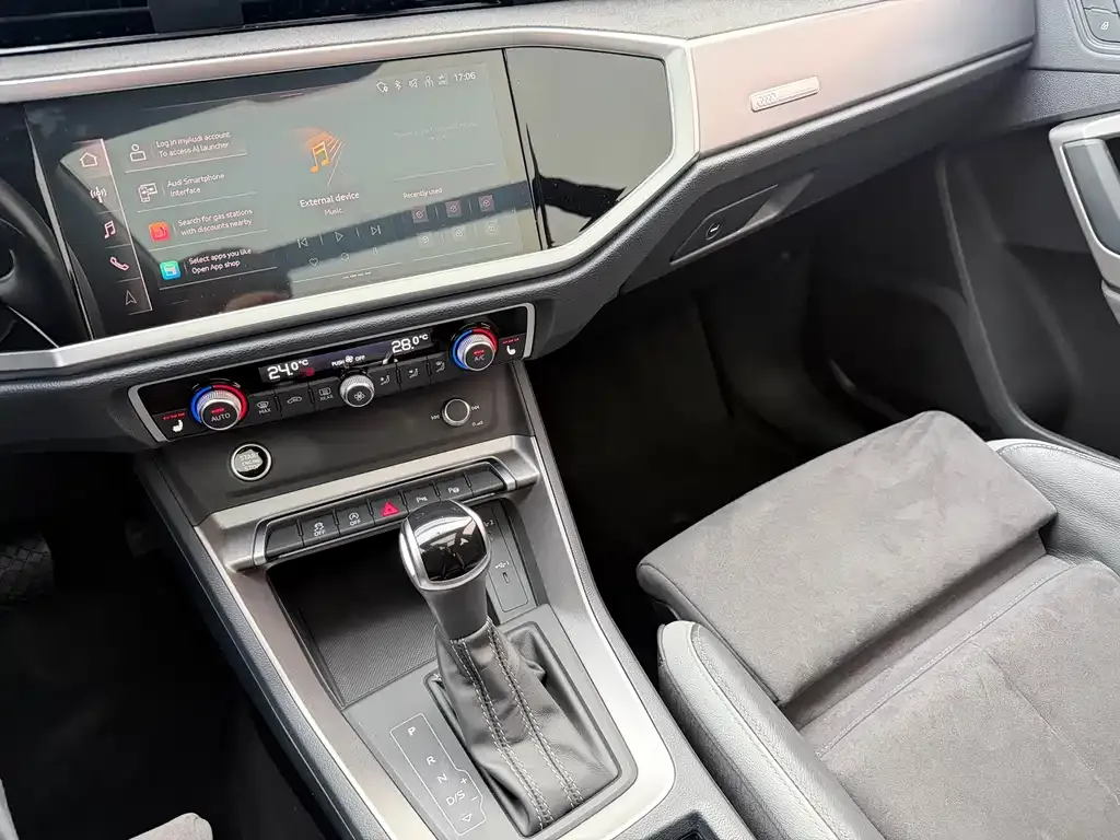 Audi Q3 2022 из CN, фото 7