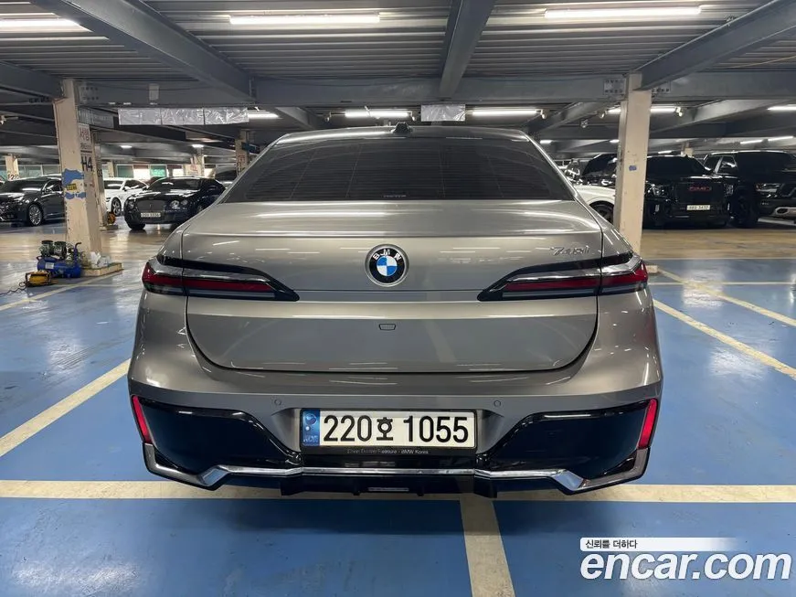 BMW 7-Series 2023 из KR, фото 9