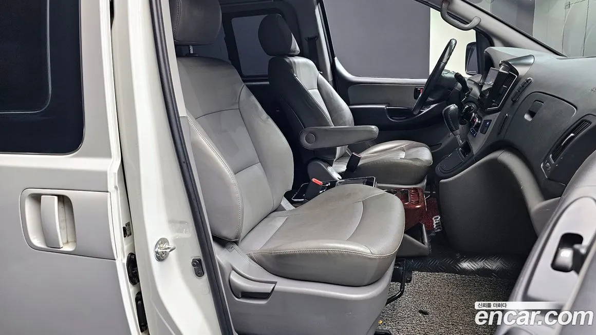 Hyundai Starex 2021 из KR, фото 6