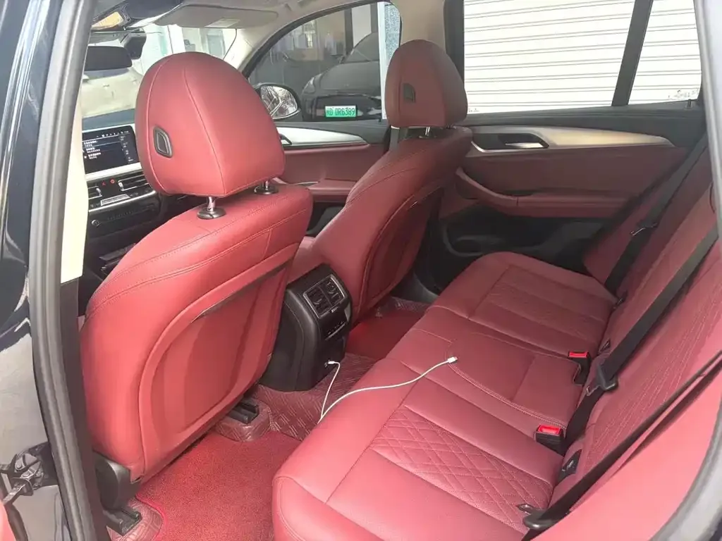 BMW iX3 2024 из CN, фото 2