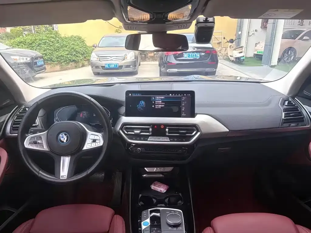 BMW iX3 2024 из CN, фото 6