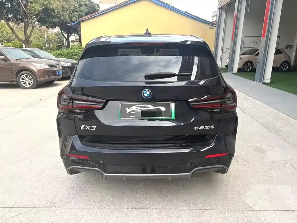 BMW iX3 2024 из CN, фото 7