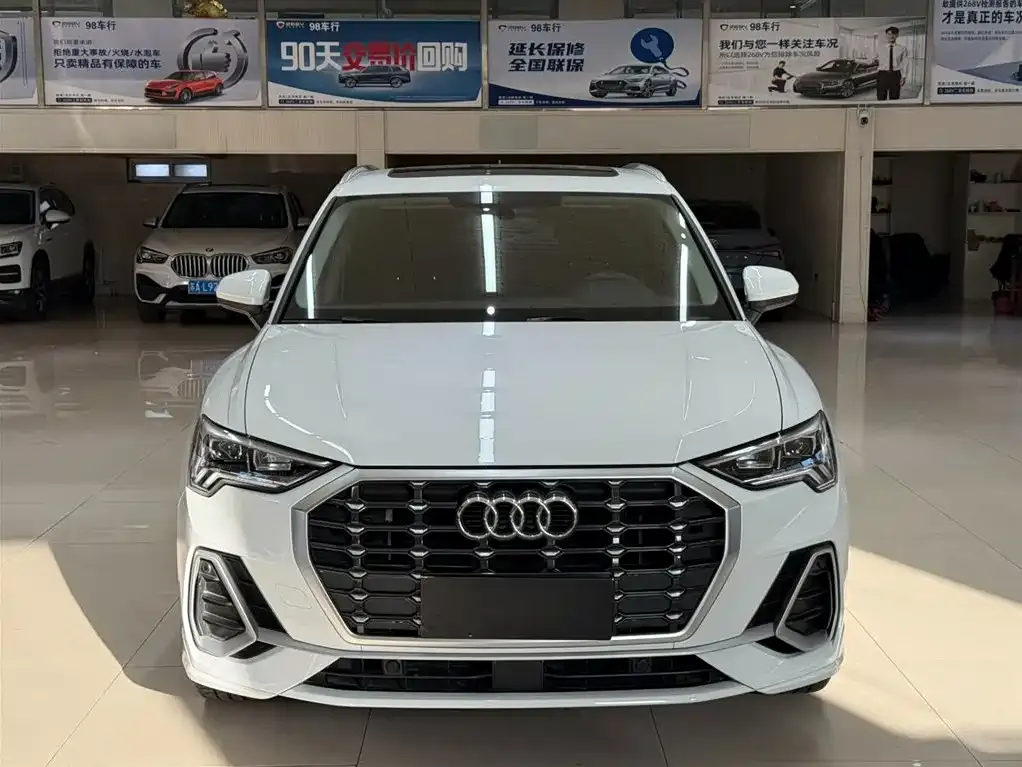 Audi Q3 — фото 9