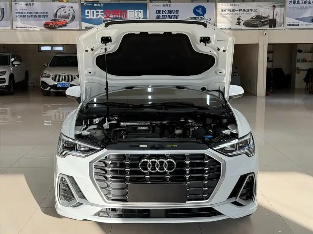Audi Q3 — фото 4