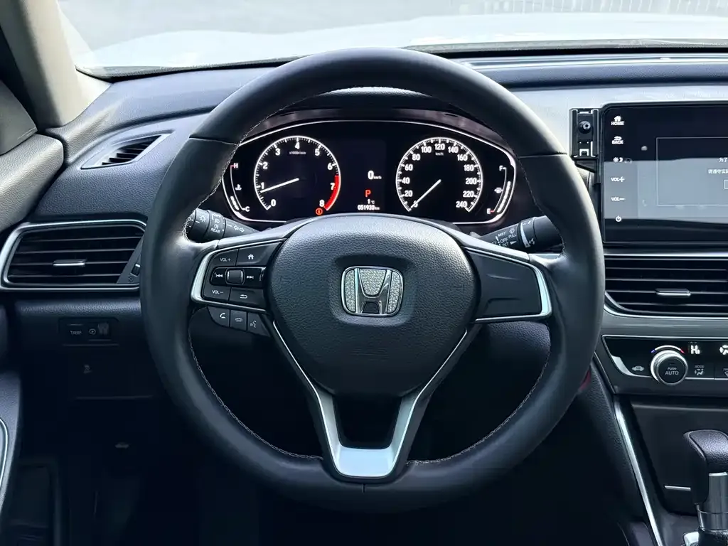 Honda Accord — фото 4