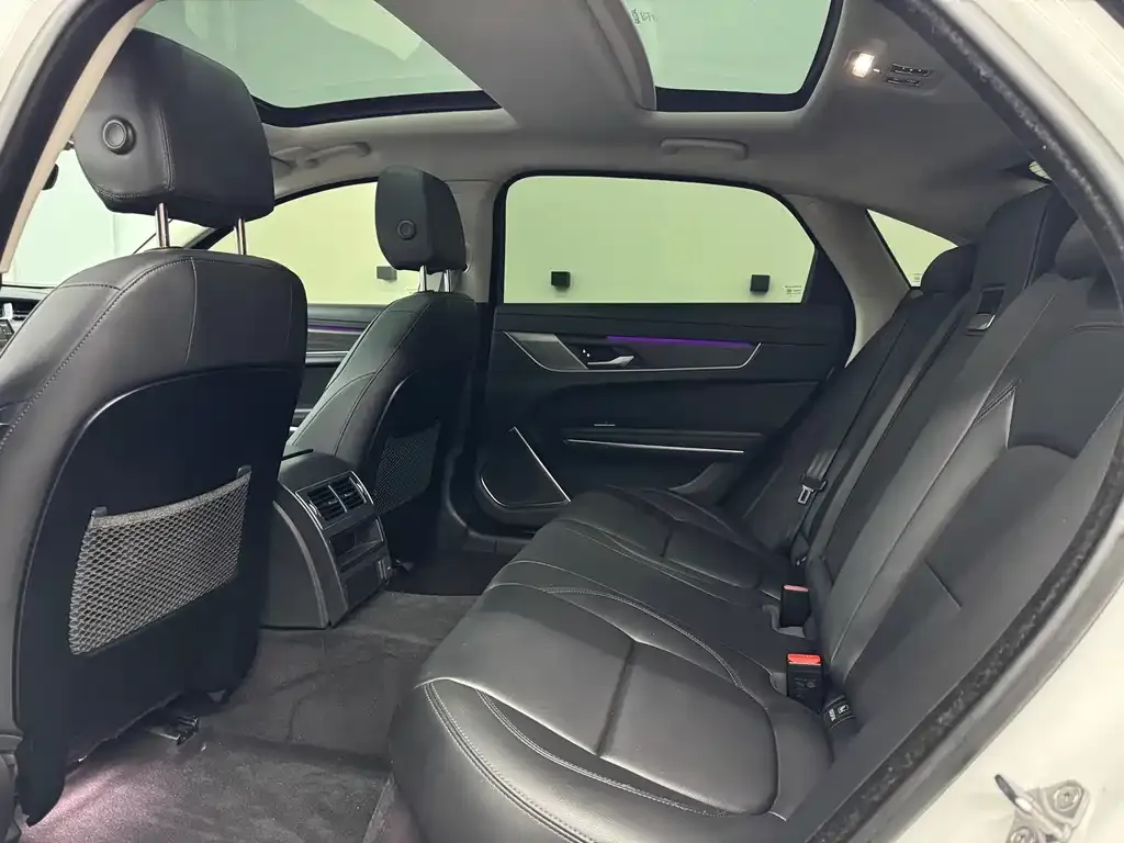 Jaguar XFL 2022 из CN, фото 7