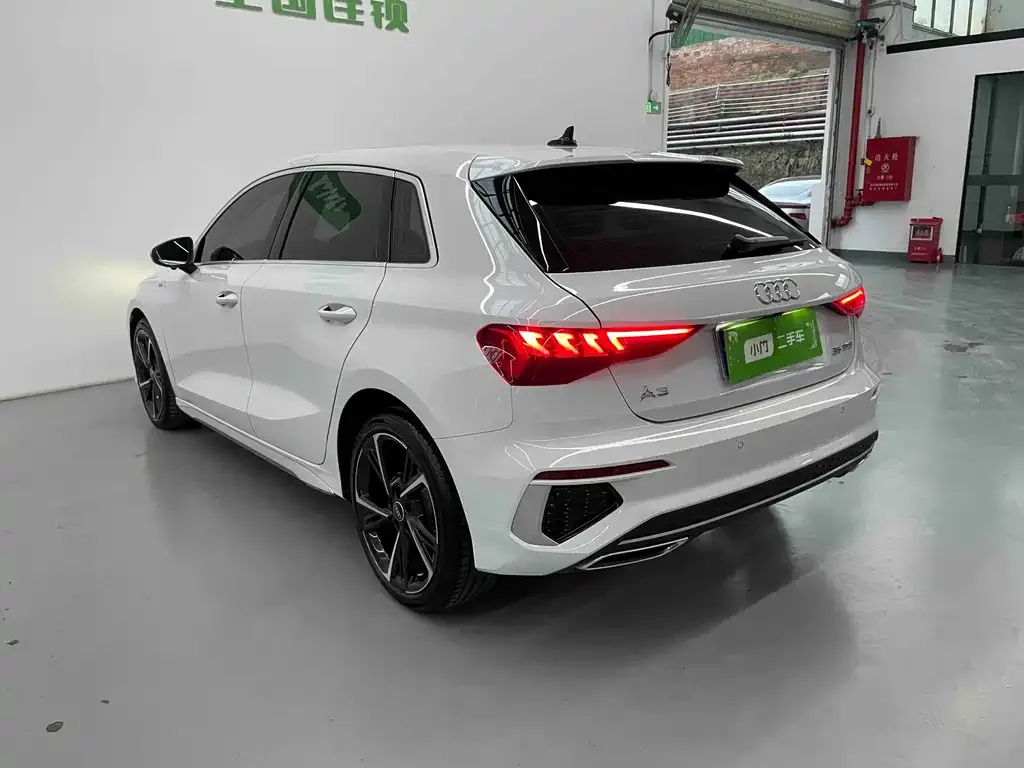 Audi A3 2022 из CN, фото 9