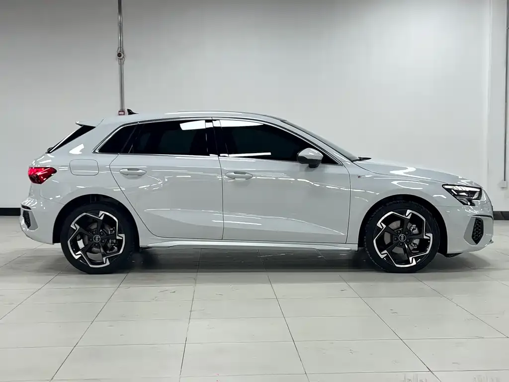 Audi A3 — фото 10