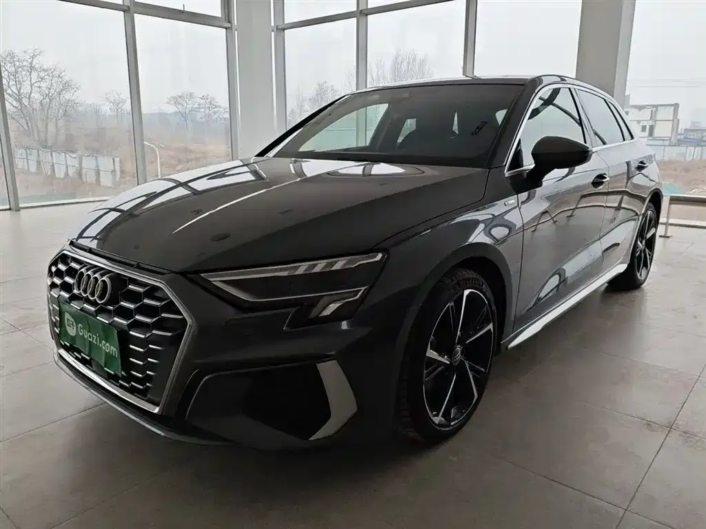 Audi A3 2022 из CN, фото 1