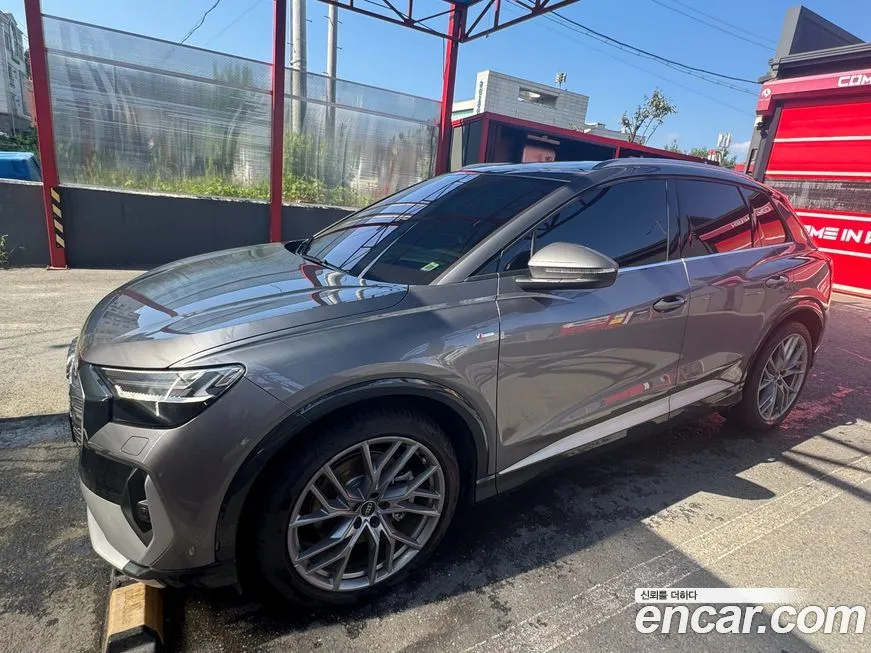 Audi Q4 e-tron 2025 из KR, фото 9