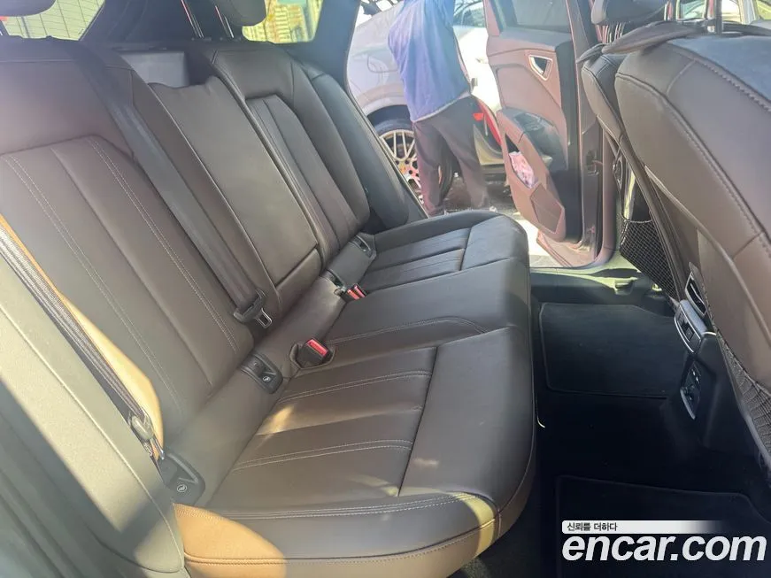 Audi Q4 e-tron 2025 из KR, фото 7
