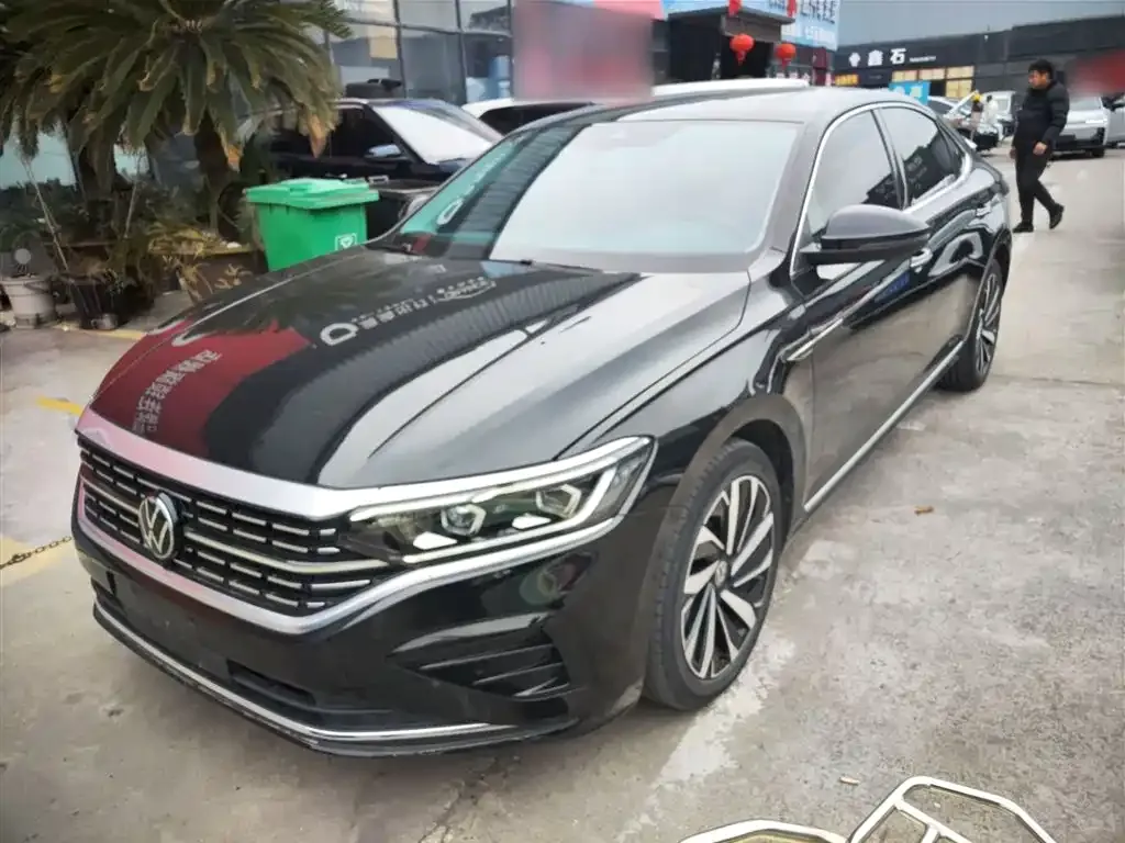 Volkswagen Passat 2023 из CN, фото 7