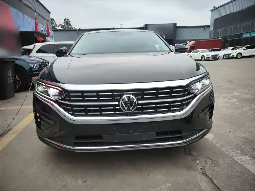 Volkswagen Passat 2023 из CN, фото 9