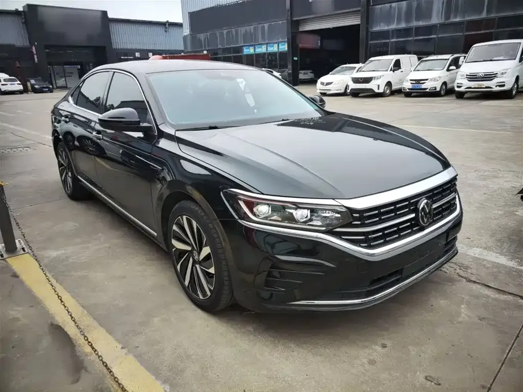Volkswagen Passat 2023 из CN, фото 4